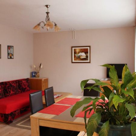 Apartment Paula Слуни Екстериор снимка