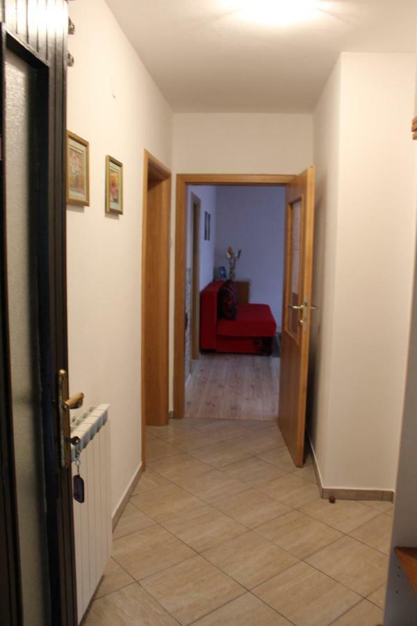 Apartment Paula Слуни Екстериор снимка