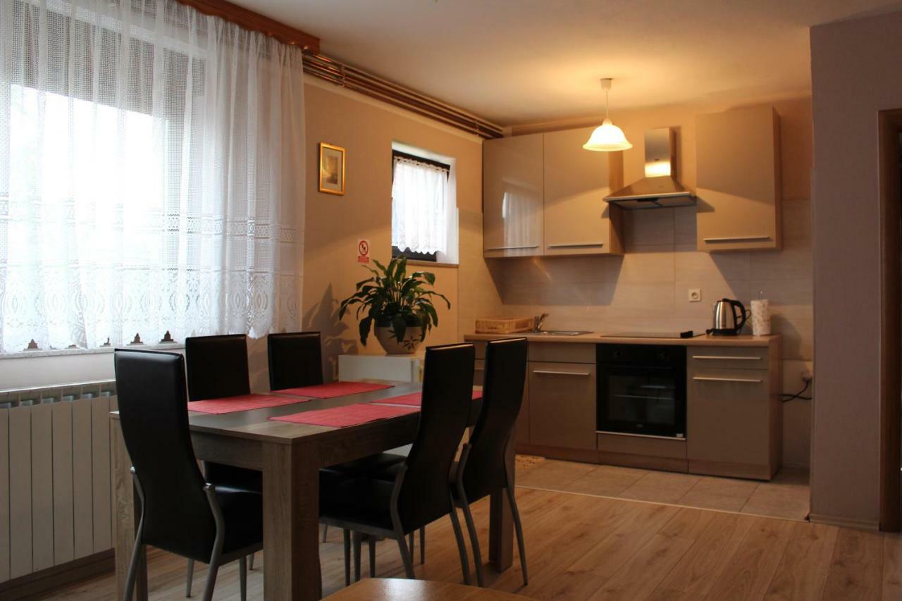 Apartment Paula Слуни Екстериор снимка